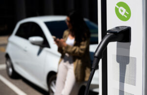 Los mejores autos eléctricos e híbridos disponibles en México en 2025