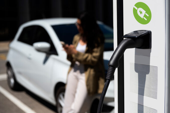 Los mejores autos eléctricos e híbridos disponibles en México en 2025