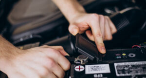 Cómo alargar la vida útil de la batería de un auto eléctrico en climas cálidos