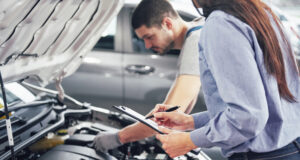 Guía para interpretar y reaccionar frente al testigo “Check Engine”