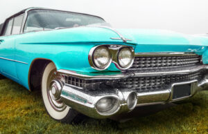 Coches clásicos convertidos a eléctricos — estilo retro con movilidad sostenible