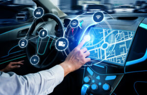 La revolución de la conducción por voz: asistentes integrados y conectividad en autos modernos