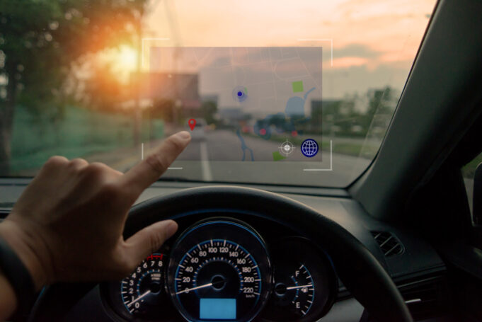¿Qué es un sistema HUD (Head-Up Display) y qué autos ya lo ofrecen en México?
