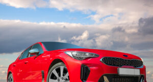 ¿Por qué los autos rojos parecen más rápidos? La ciencia detrás de los colores