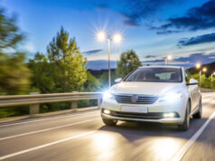 ¿Cómo se optimiza un vehículo eléctrico para recorridos largos?