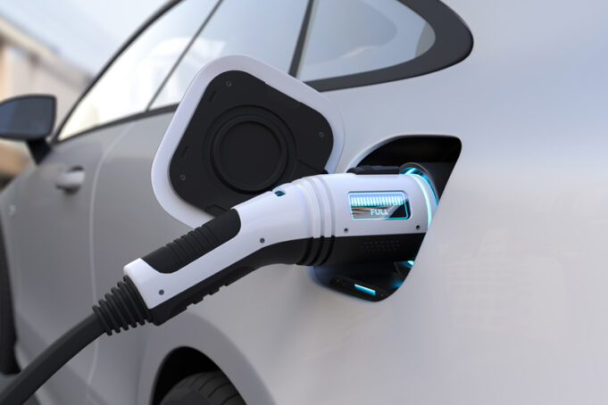 Viajes largos en eléctrico: estrategias para optimizar autonomía y carga