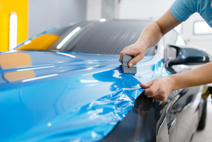 Wrapping texturizado: nuevas pieles para autos de alto impacto visual